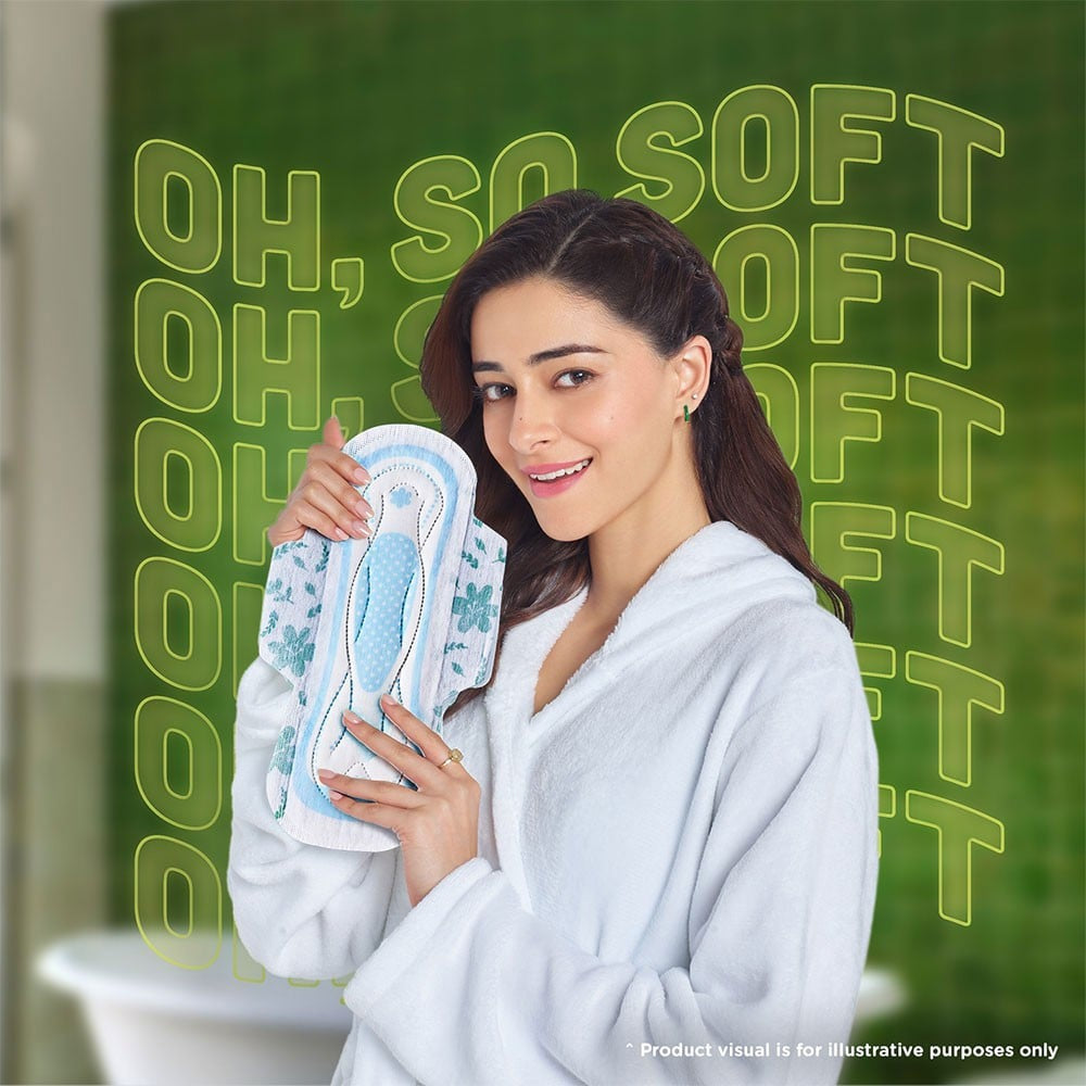 Whisper Ultra Clean Sanitary Pads (15 pieces) : 15 pieces