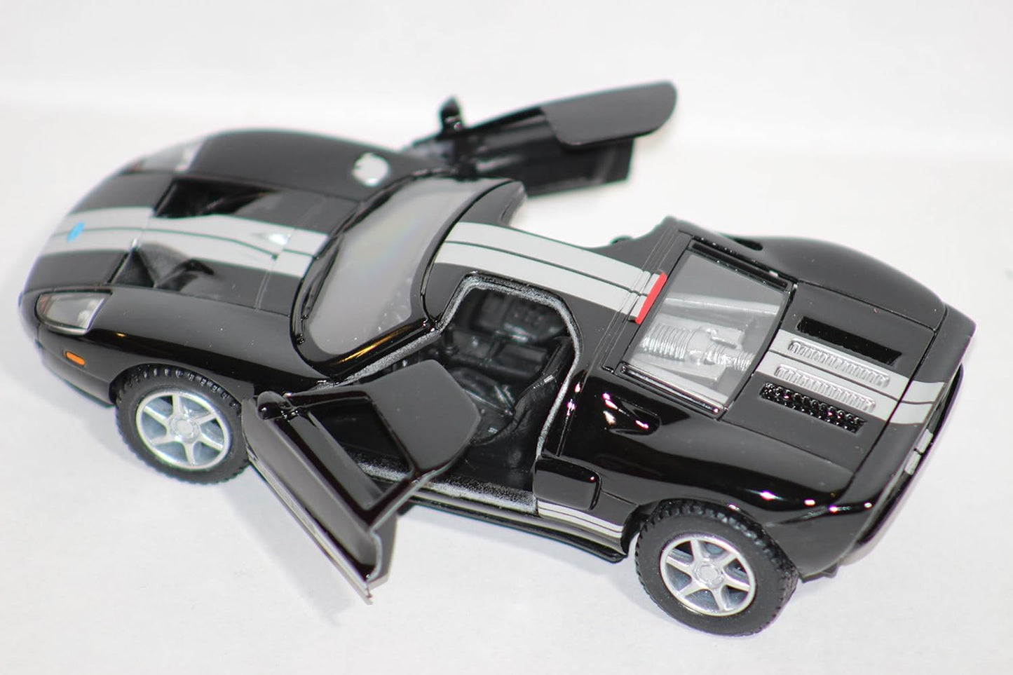 2006 Ford GT 1:36 Scale Diecast Car