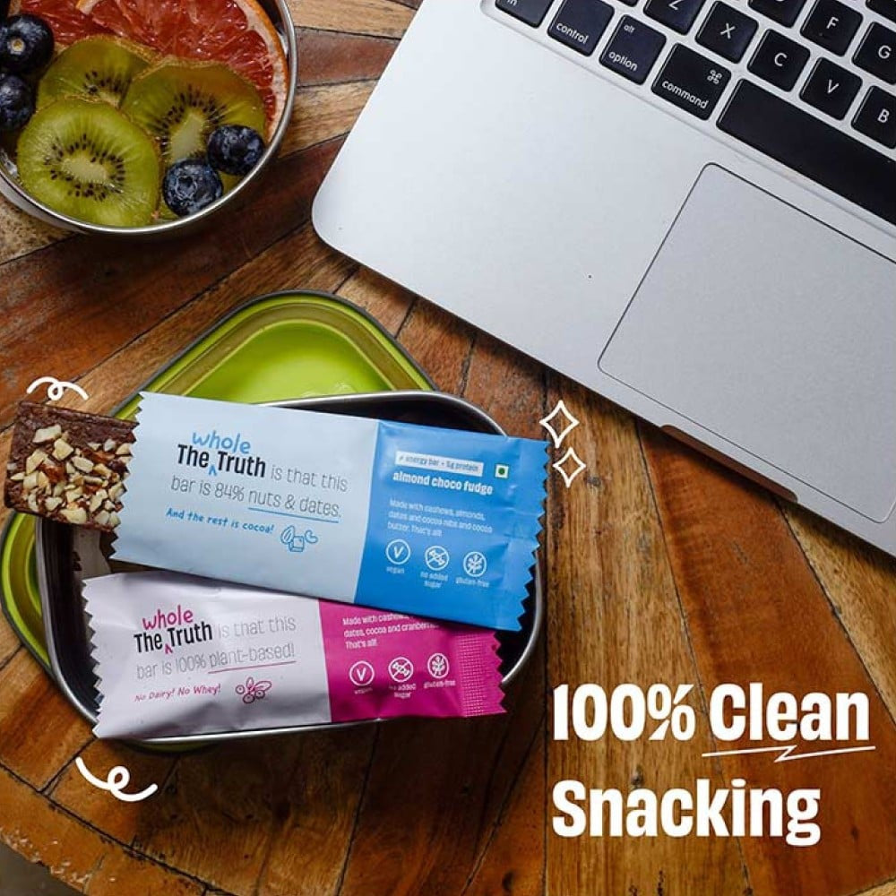The Whole Truth Almond Choco Fudge Energy Bar : 40 g