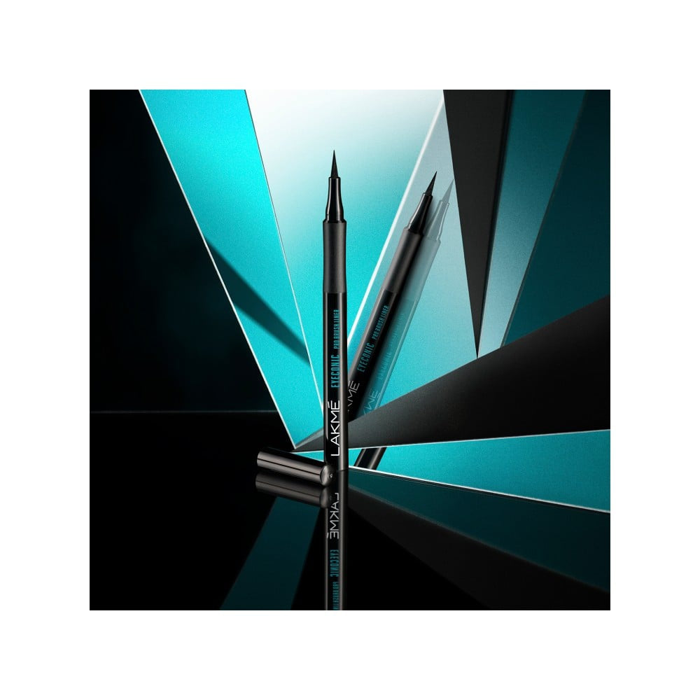 Lakme Eyeconic ProBrush Eyeliner (Black) : 1.2 ml