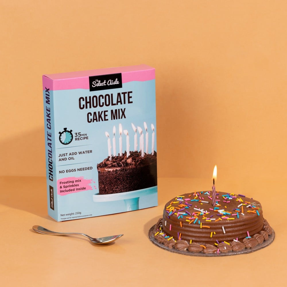 The Select Aisle Eggless Chocolate Cake Mix - Frosting & Sprinkles Included : 365 g
