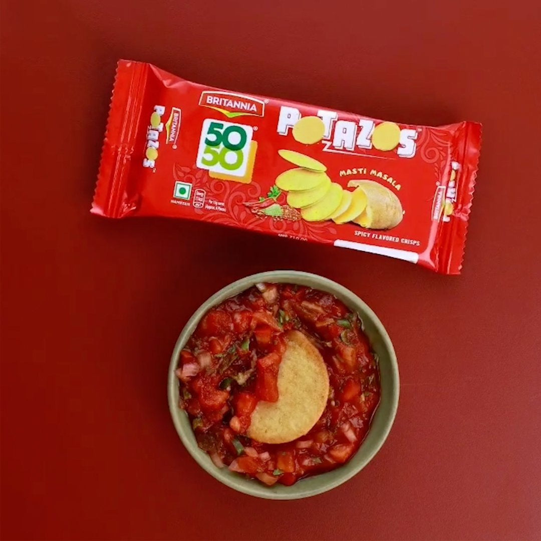 Britannia 5050 Potazos Masti Masala Spicy Flavoured Crisps : 71.5 g