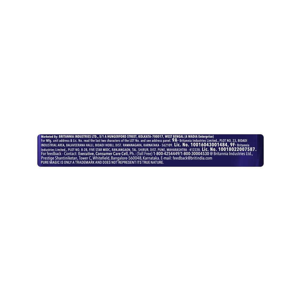 Britannia Pure Magic Choco Stars Chunky Chocolate Topped Cookies : 68.9 g
