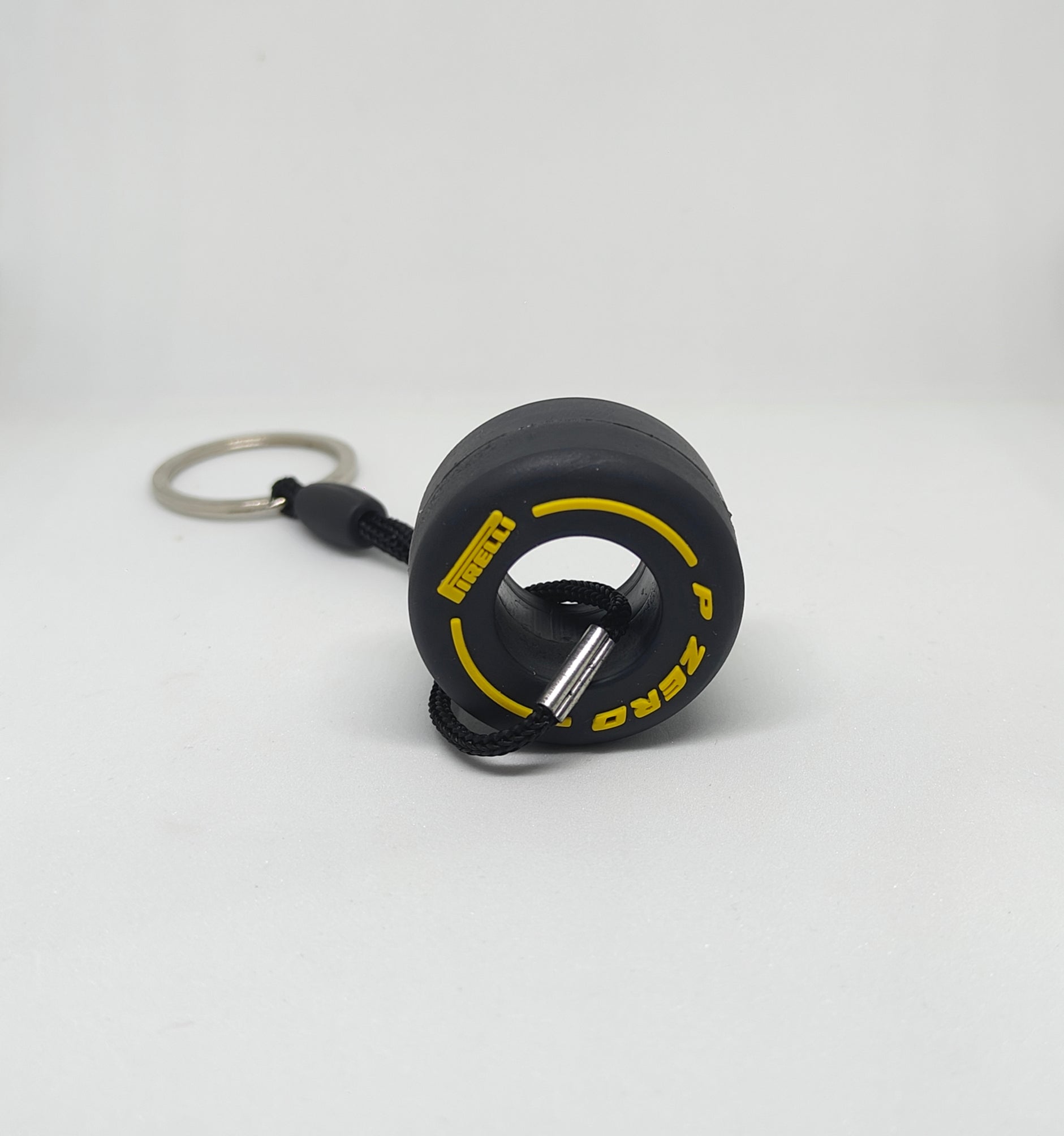 Formula 1 Tyre Keychain – Prithvi Enterprises