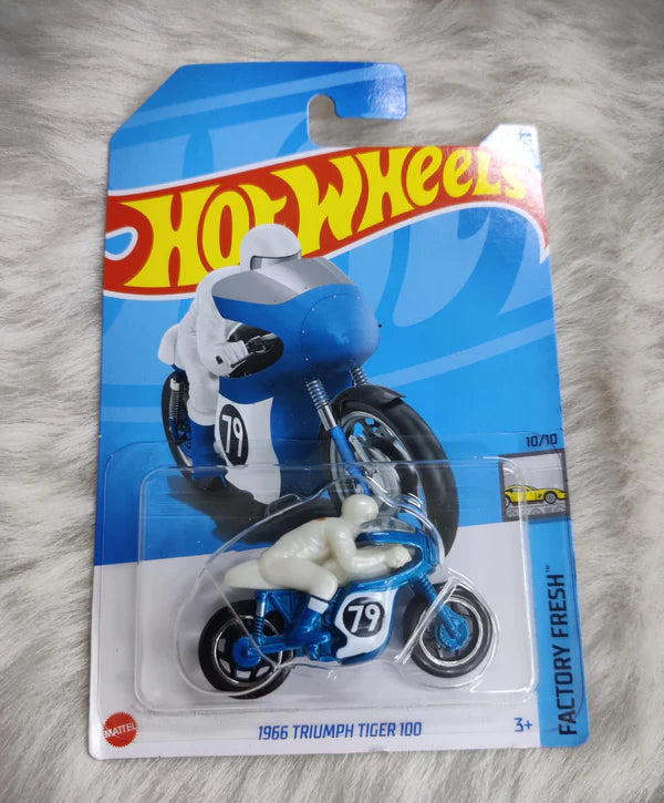 1966 Triumph Tiger 100 – Hot Wheels 2024 by Mattel