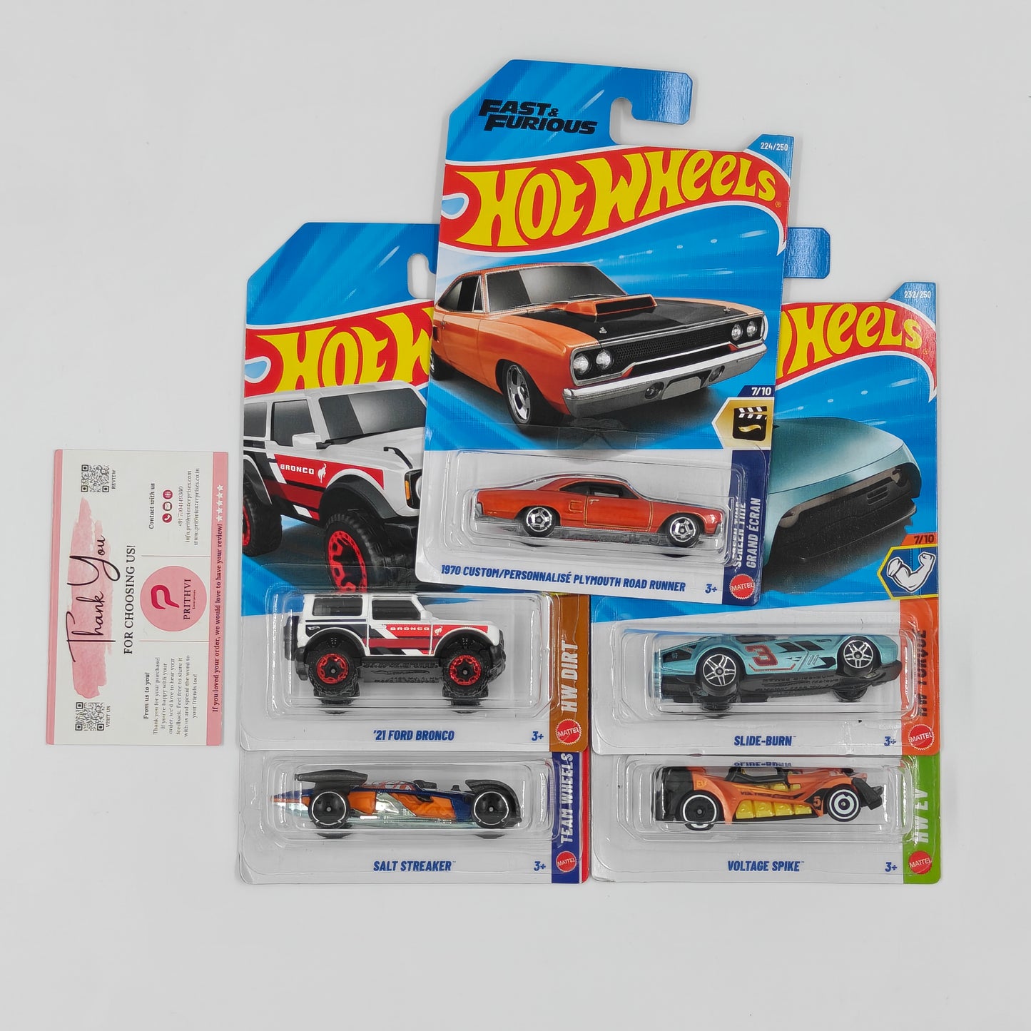 '21 Ford Bronco, 1970 Custom / Personnalisé Plymouth Road Runner, Salt Streaker, Slide-Burn & Voltage Spike by Mattel – Hot Wheels Bundle