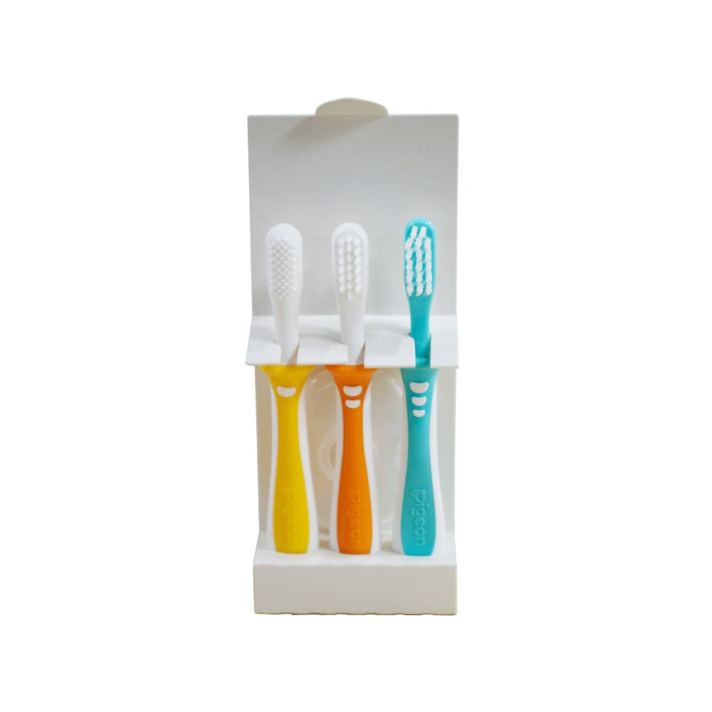 Pigeon Baby Training Baby Toothbrush (Set) : 1 set (3 pieces)