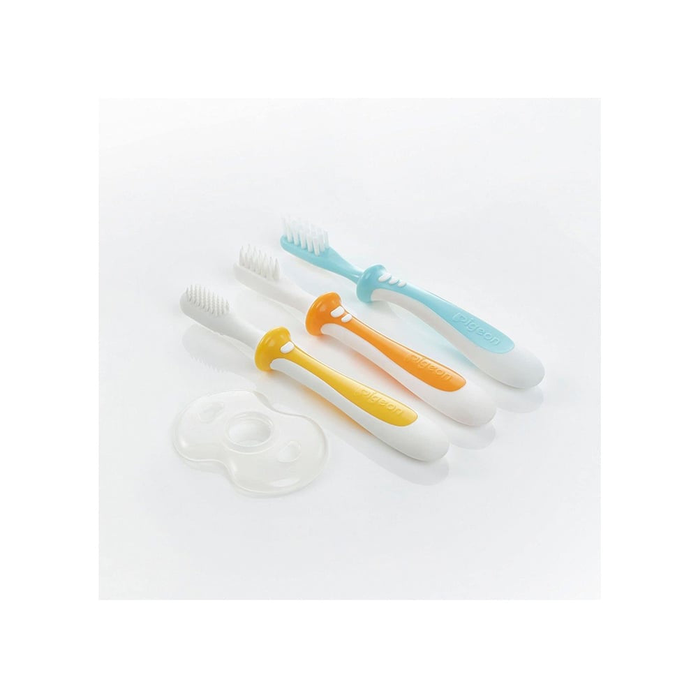 Pigeon Baby Training Baby Toothbrush (Set) : 1 set (3 pieces)