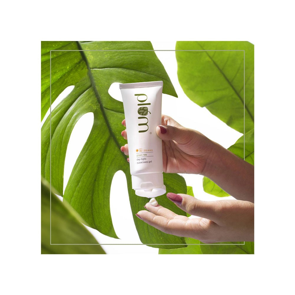 Plum Green Tea Day Light Sunscreen (SPF 35 PA+++) : 50 ml
