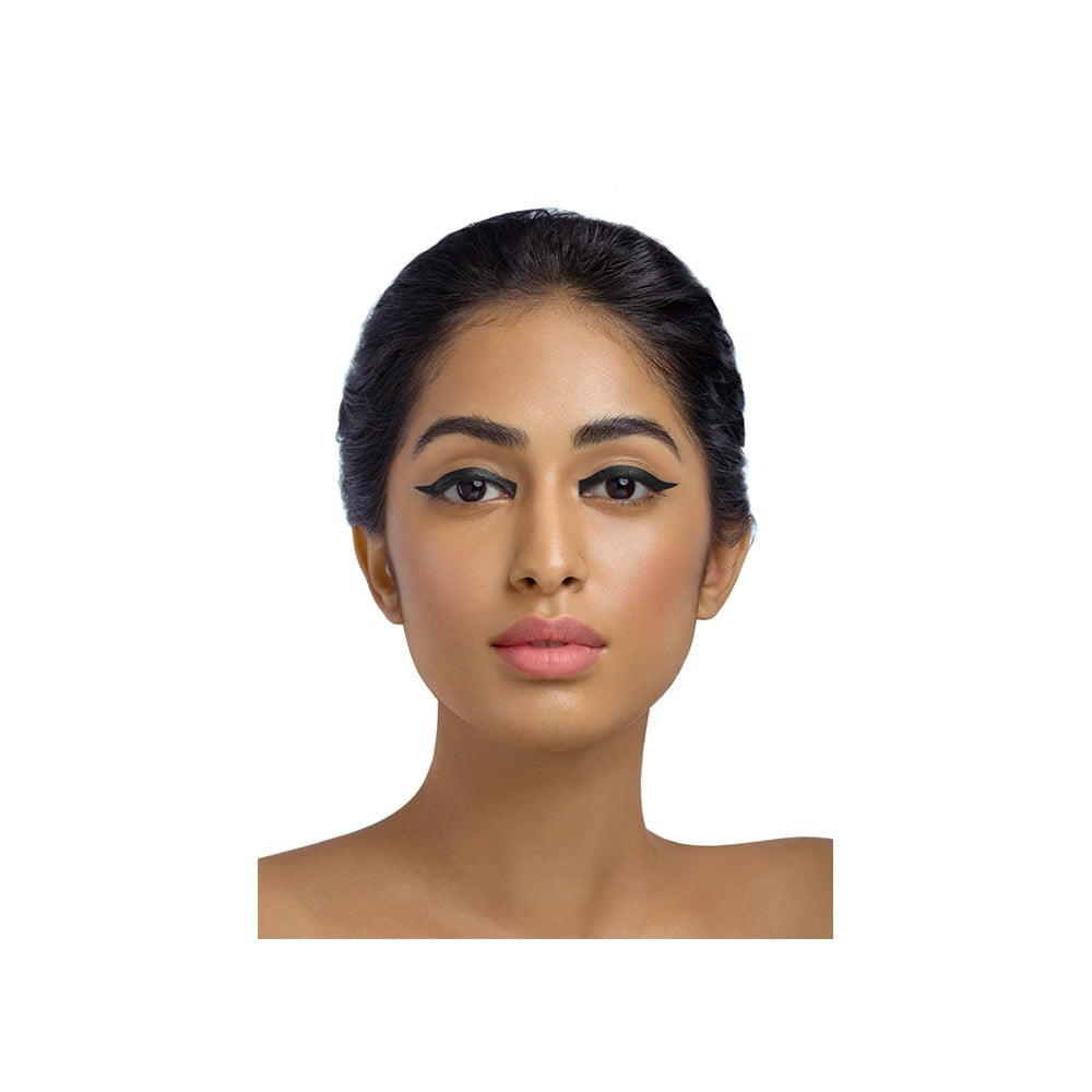 SUGAR Wingman Waterproof Micro Eyeliner (I'll Be Black 01) : 1.6 ml
