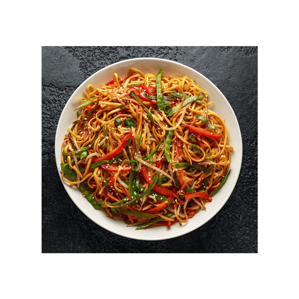 Yu Instant Schezwan Hakka Noodles (Steamed Hakka + Sauce + Veggies) : 100 g