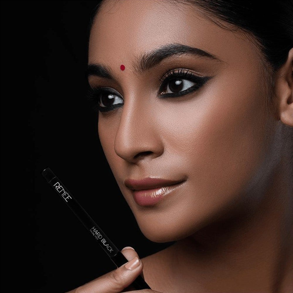 Renee Kajal Pen with Sharpener (Hard Black) : 0.35 g