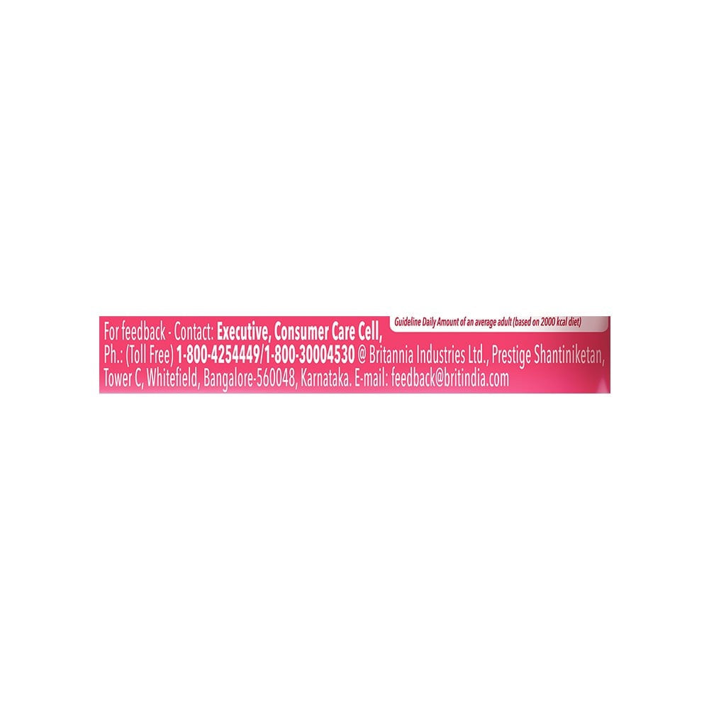 Britannia Treat Strawberry Croissant : 45 g
