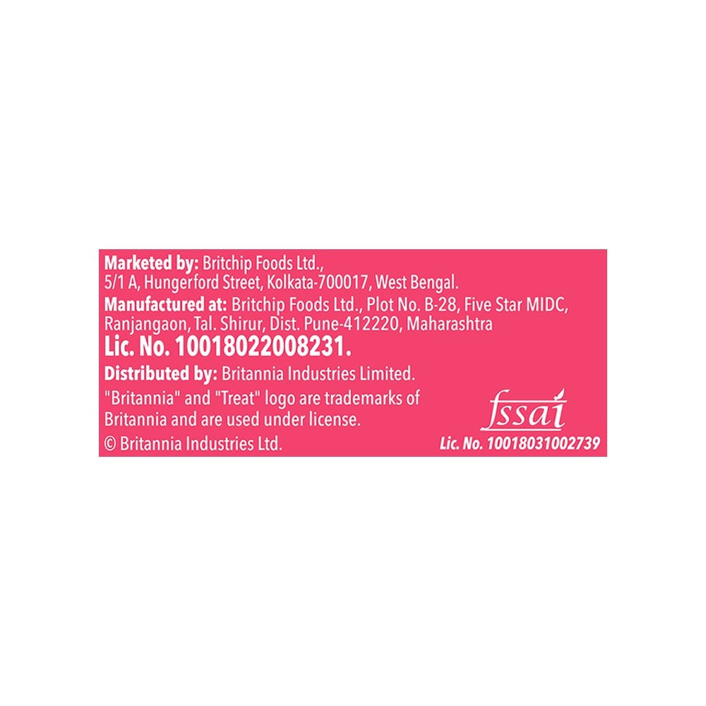 Britannia Treat Strawberry Croissant : 45 g