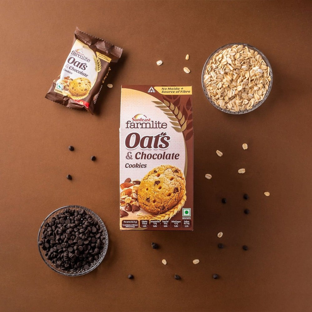 Sunfeast Farmlite Oats with Chocolate Cookies : 150 g