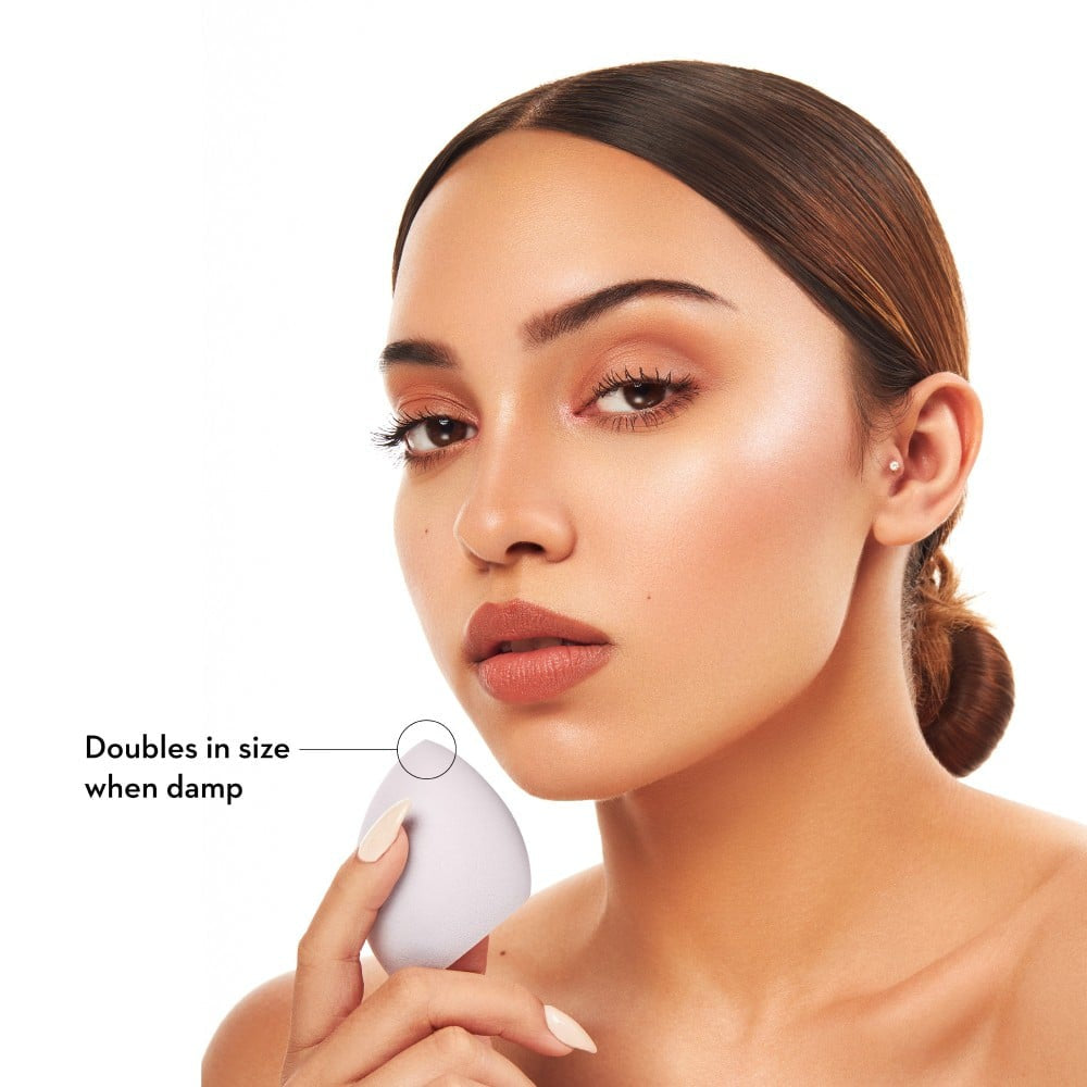 Plush Lilac Lush Beauty Blender with Case : 1 piece