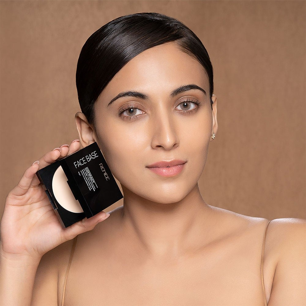 Renee Face Base Compact (Macadamia Beige) : 9 g