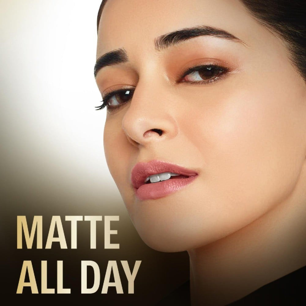 Lakme Ultimate Glam Compact Powder (Ivory Fair 01) : 8 g