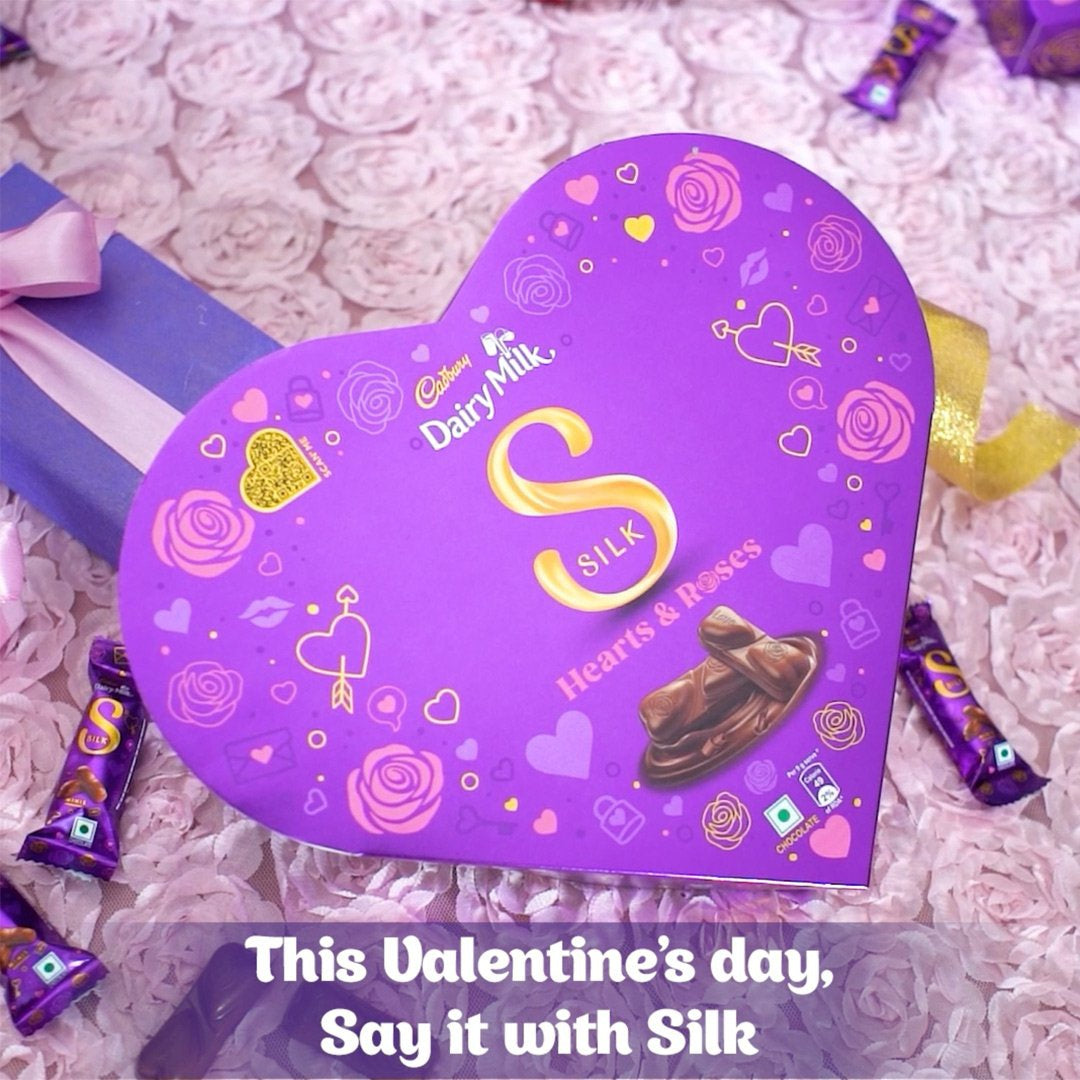Cadbury Dairy Milk Silk Hearts Shaped Valentines Chocolate Chocolate Gift Pack : 135 g (15 x 9 g)